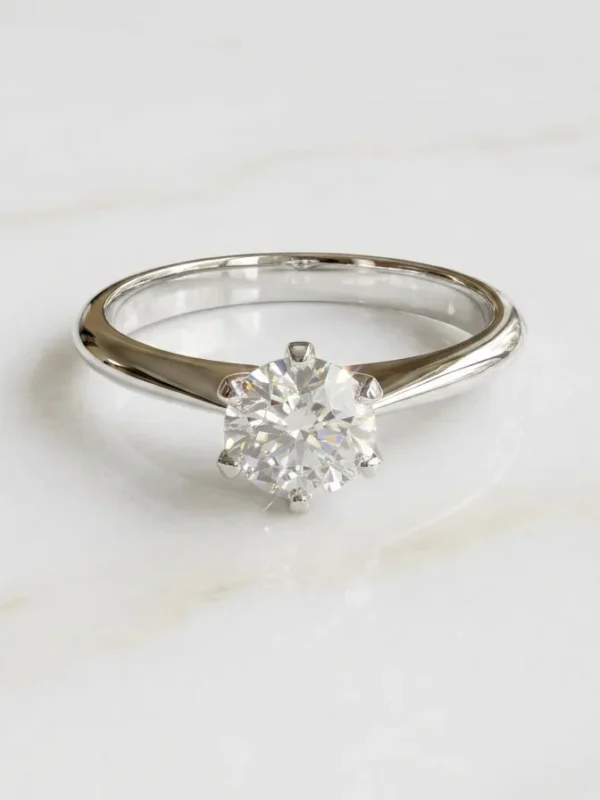 classic-crown-six-prong-solitaire-ring-005-flat-view 皇冠誓約單鑽經典戒--Classic Crown Six-Prong Solitaire Ring-005-model-flat-view-sparkledeer.com