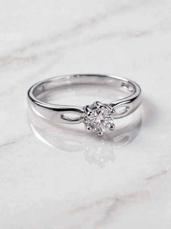 優雅極簡六爪單鑽戒--elegant-classic-six-prong-hollow-solitaire-ring-028-flat-view-sparkledeer.com