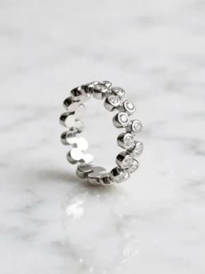 星河交織排鑽戒--galaxy-intertwined-double-row-bezel-diamond-ring-016-front-view-sparkledeer.com