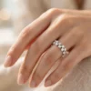 galaxy-intertwined-double-row-bezel-diamond-ring-016-model-hand-view 星河交織排鑽戒--galaxy-intertwined-double-row-bezel-diamond-ring-016-model-hand-view-sparkledeer.com