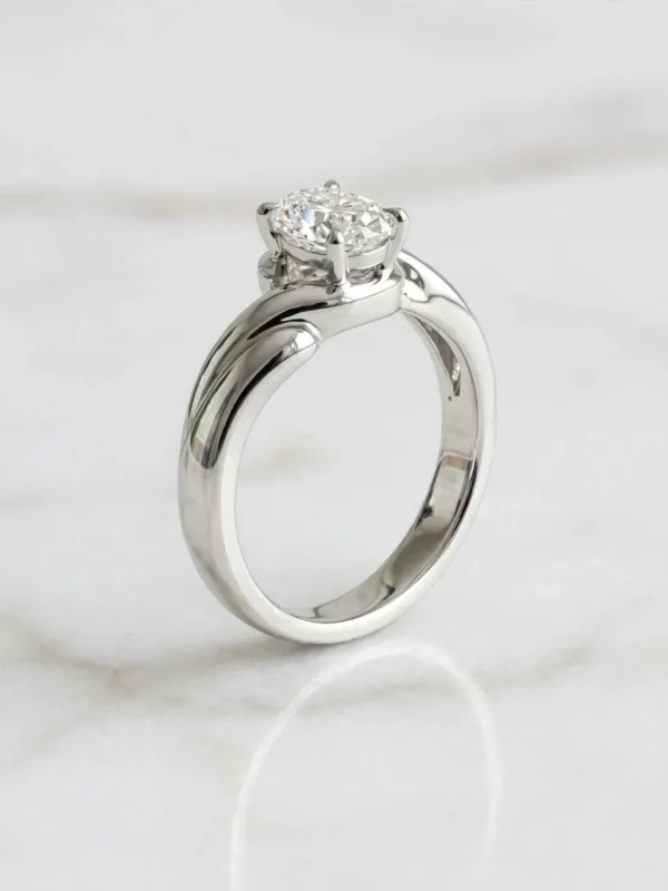 moonlight-wing-oval-cut-diamond-ring-006-front-view 月光羽翼希望橢圓鑽戒--moonlight-wing-oval-cut-diamond-ring-006-front-view-sparkledeer.com