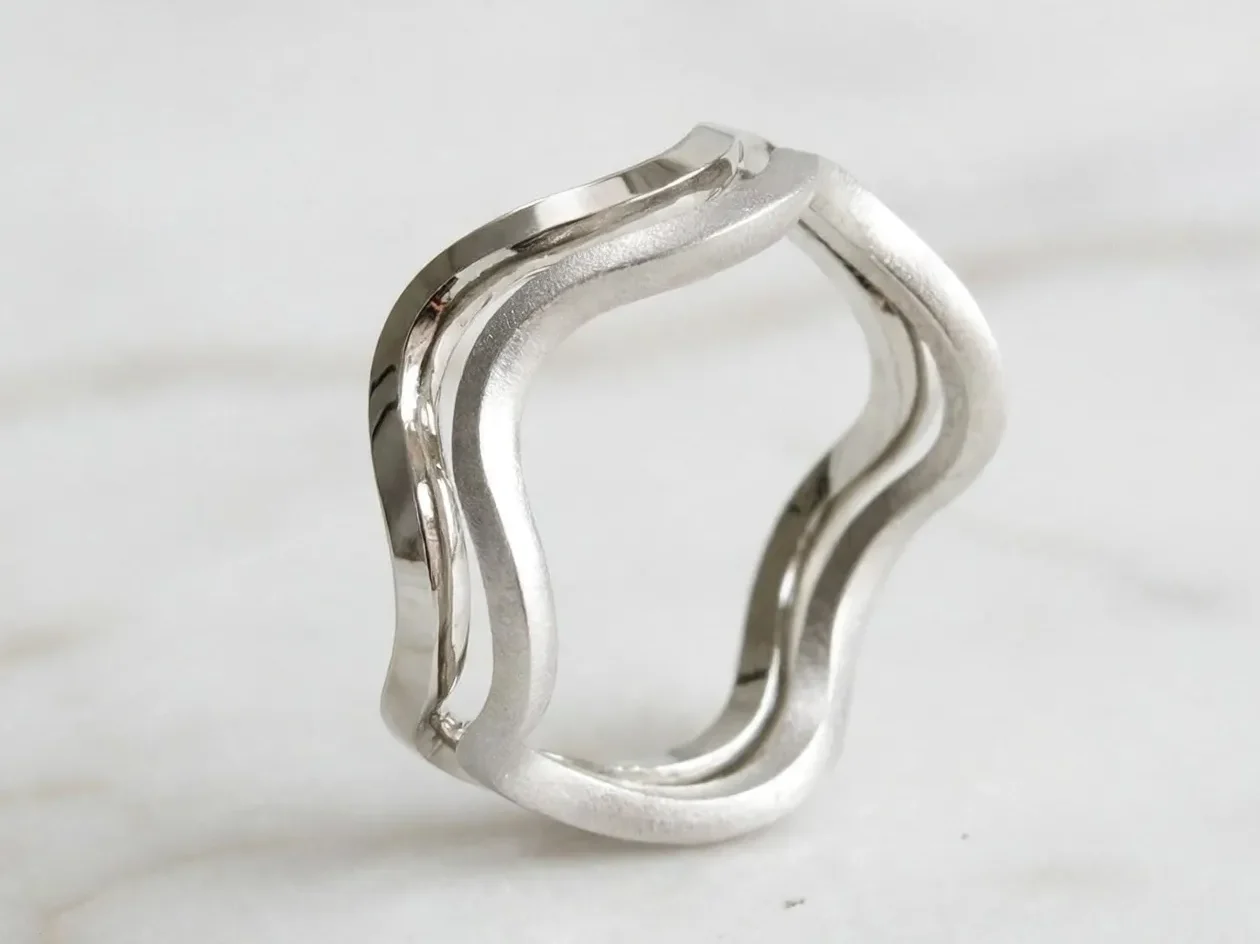 流光水波雙層波浪戒--Shimmering Fluid Double Layer Wave Ring-003-flat-view-sparkledeer.com